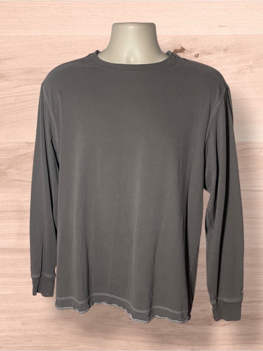 Tommy Bahama Charcoal Long Sleeve 'Loungers Cove 8' Tee Size Large No Tag - Picture 5 of 10
